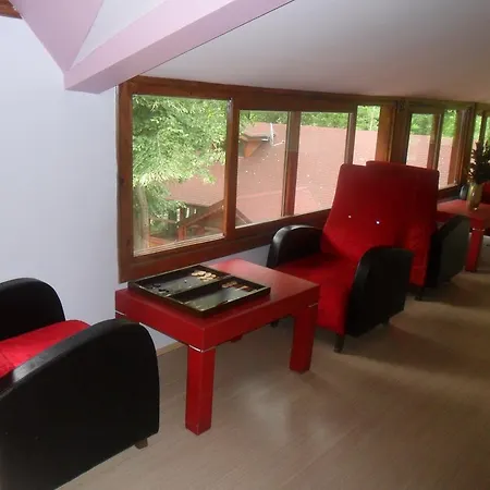 מוטל Asina ספנג'ה